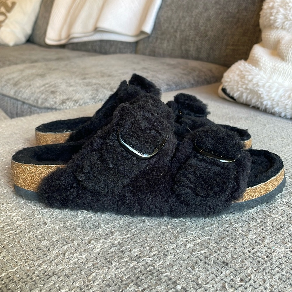 NWT BIRKENSTOCK BIG BUCKLE Fur Lined Sandals! - Picture 2 of 11